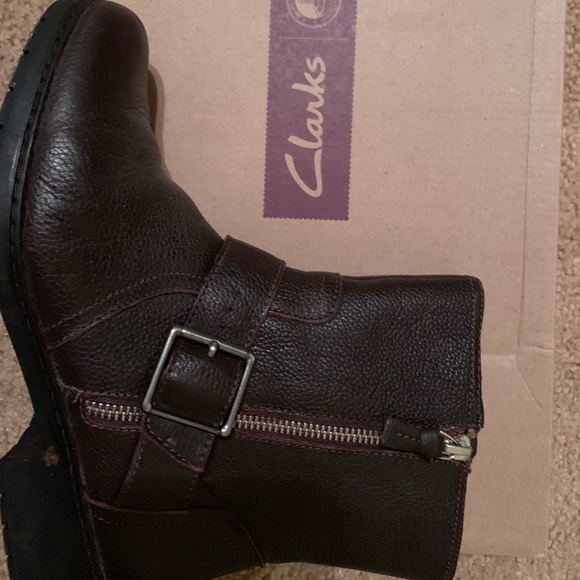 Clark brown leather boots - Picture 2 of 5